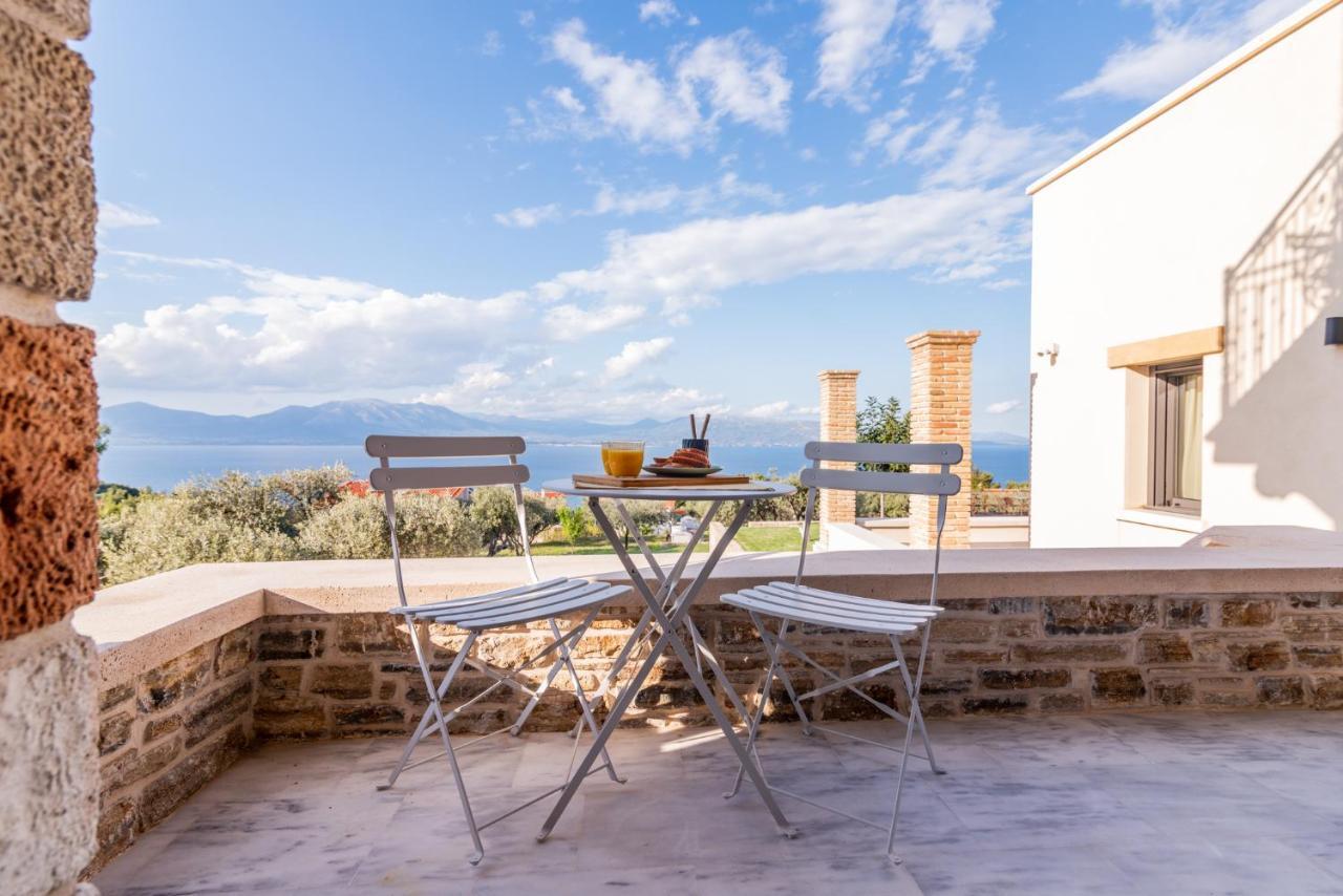 Villa Kalamos / Sea View And Pool Nearby Athens エクステリア 写真
